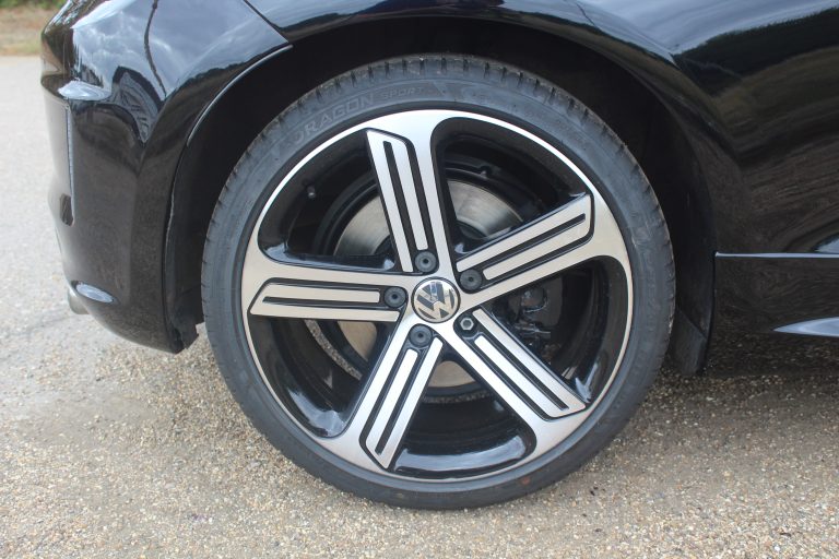 Volkswagen Scirocco R